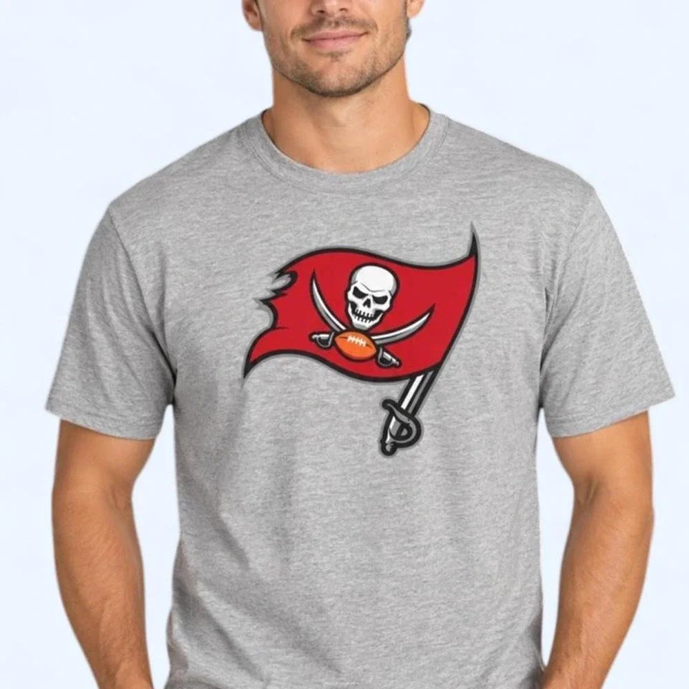 Tampa Bay Buccaneers NFL Pro Line by Fanatics heather gray logo tee Large